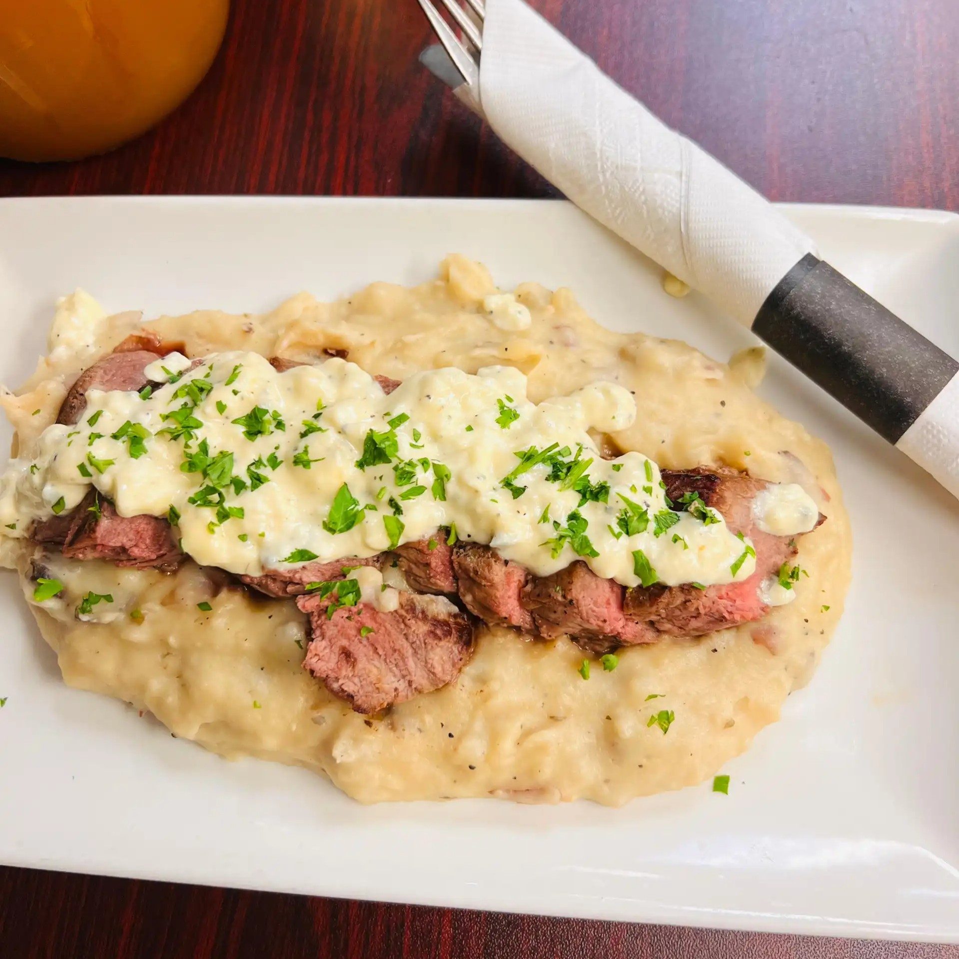 Steak Gorgonzola.