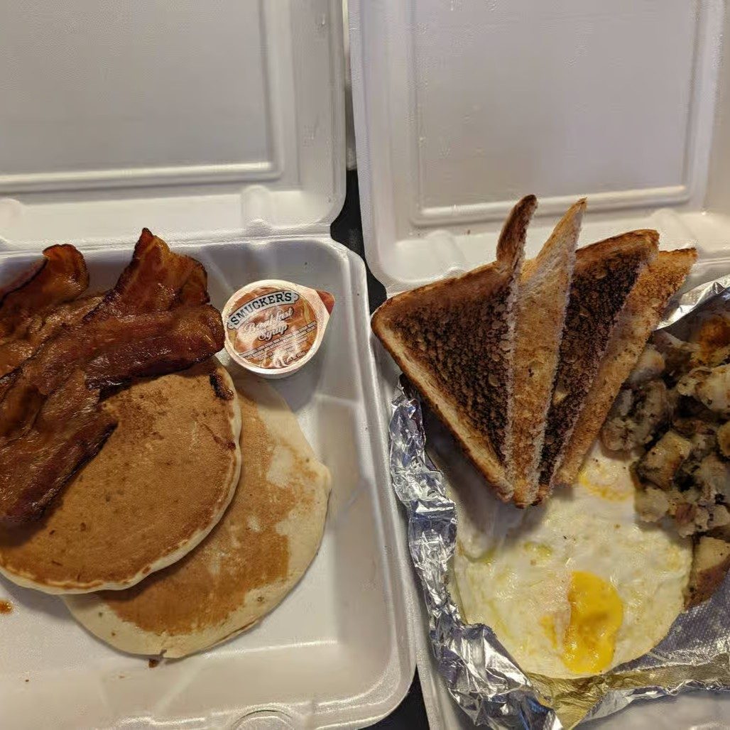 Breakfast Lovers Plate.